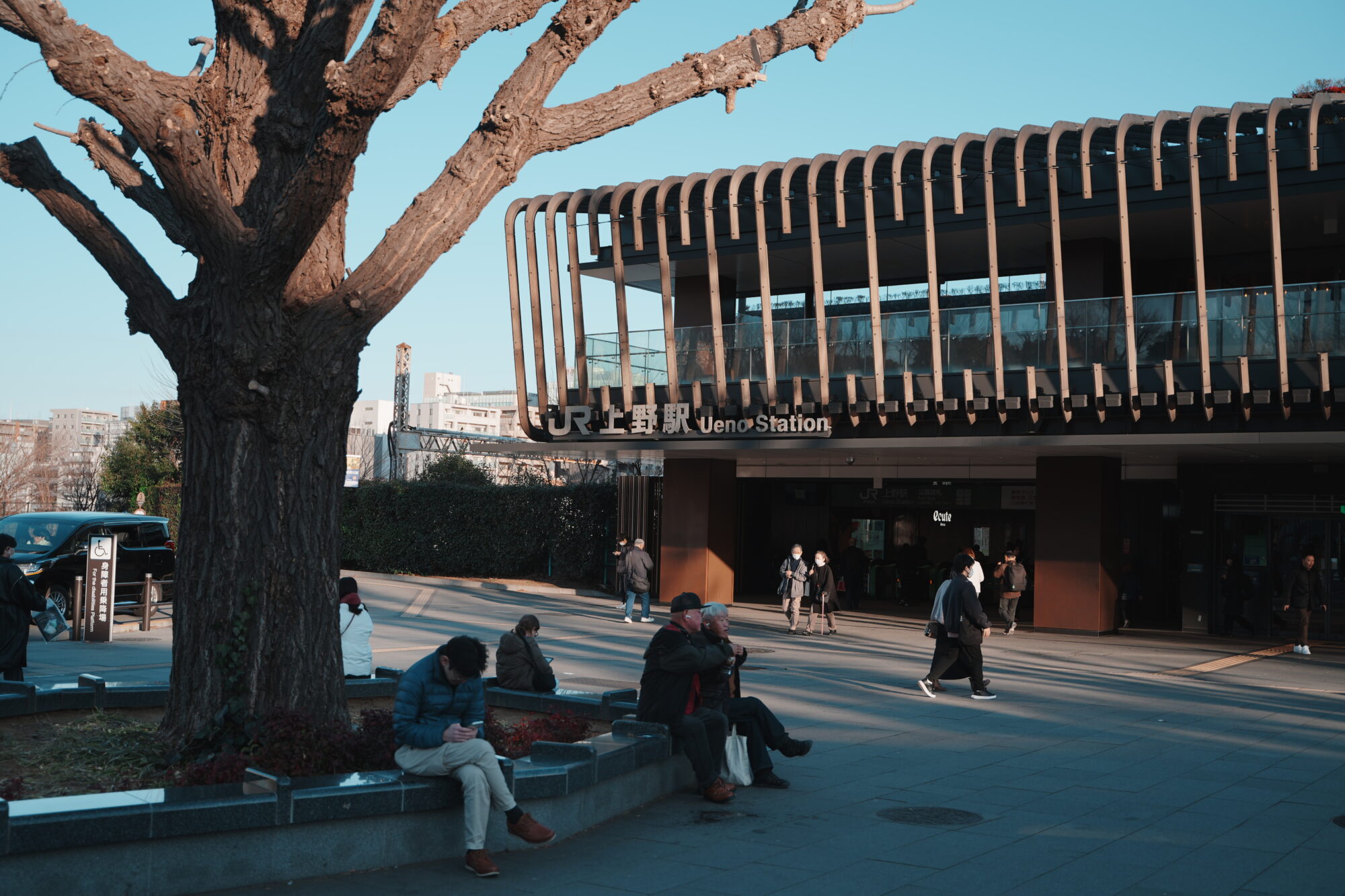 ILCE-7M5 f/2.8 1/1250sec 39mm ノーマル